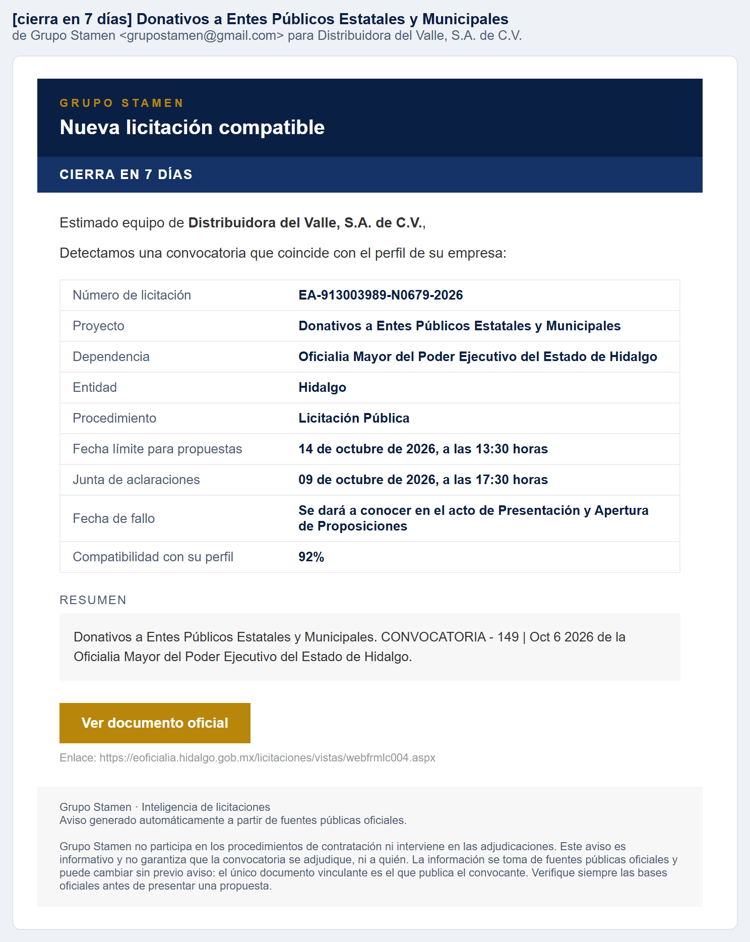 Ejemplo de un aviso de licitación enviado por correo: encabezado Grupo Stamen, banda de urgencia, número de licitación, proyecto, dependencia, entidad, procedimiento, fecha límite para propuestas, junta de aclaraciones y fecha de fallo.